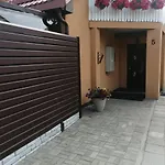 Poilsis Giruliuose Apartment
