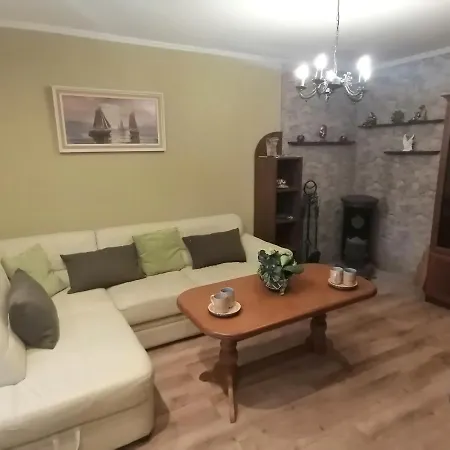 Poilsis Giruliuose Butas *